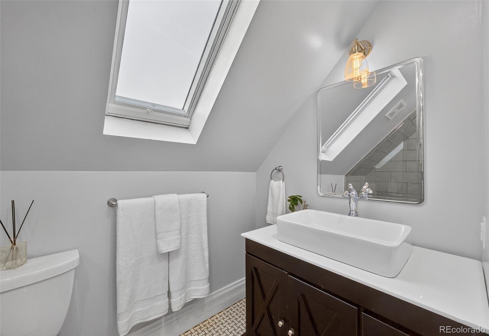 1554 N Marion Street