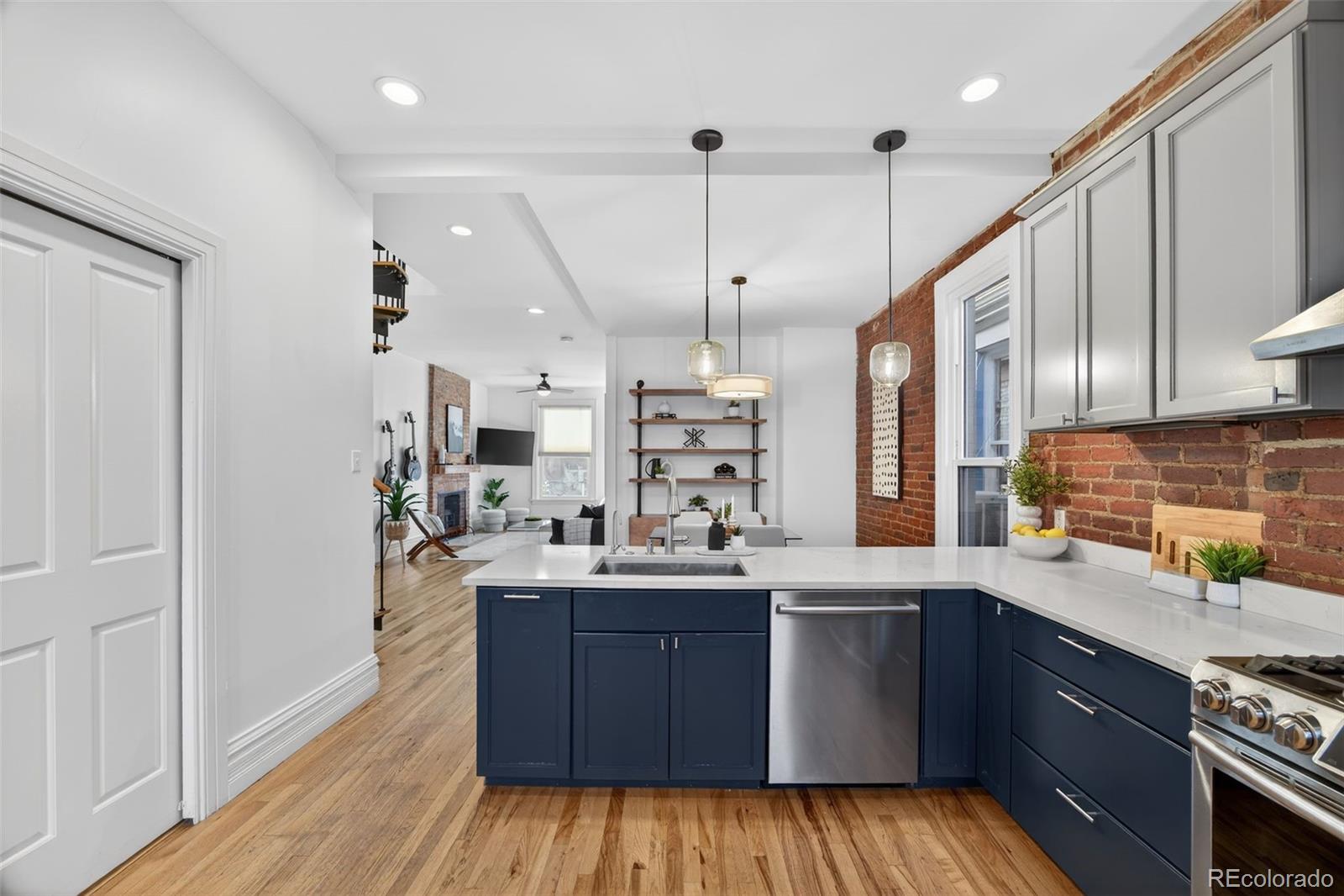 1554 N Marion Street