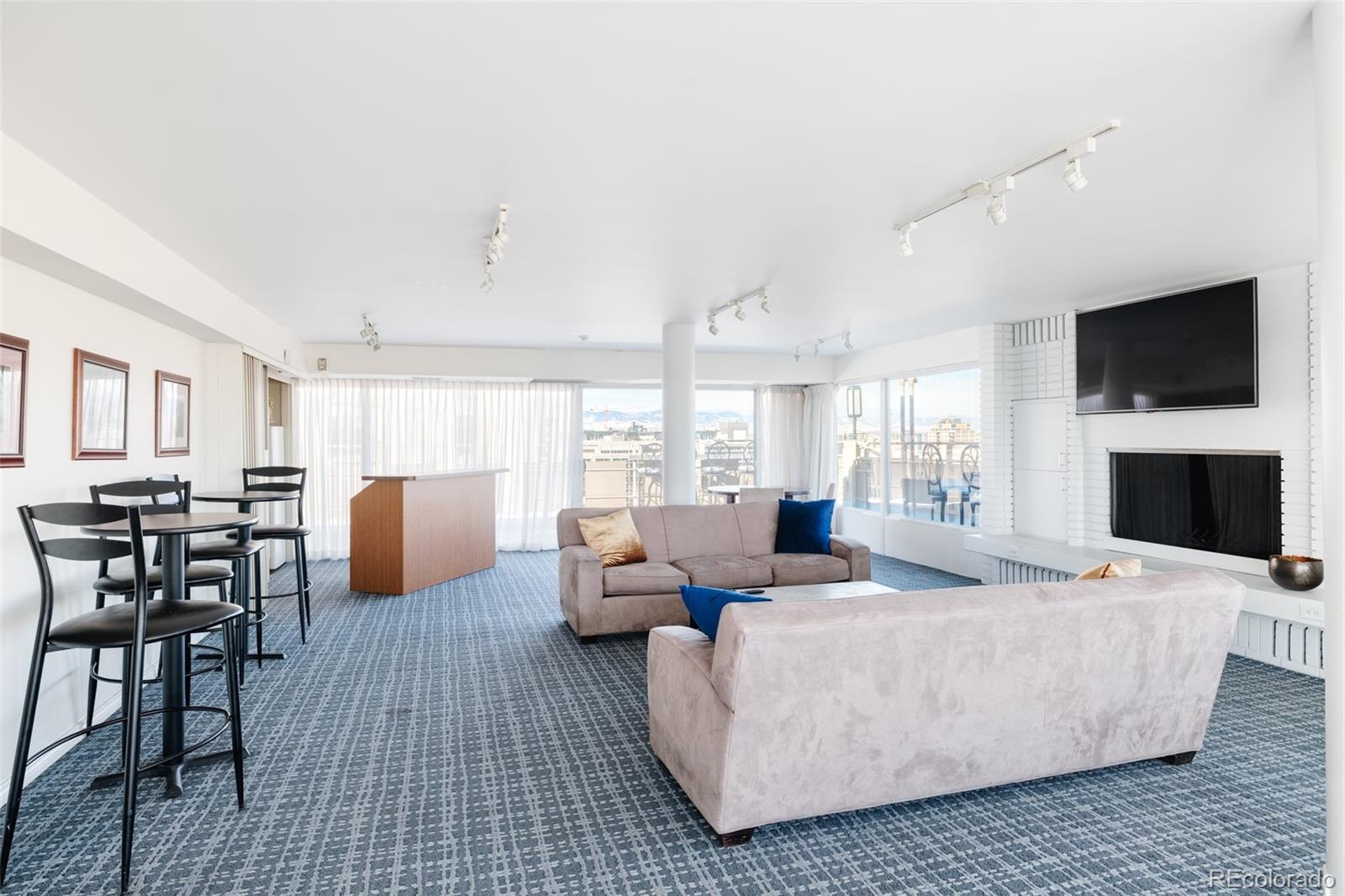 800 Washington Street Unit: 604