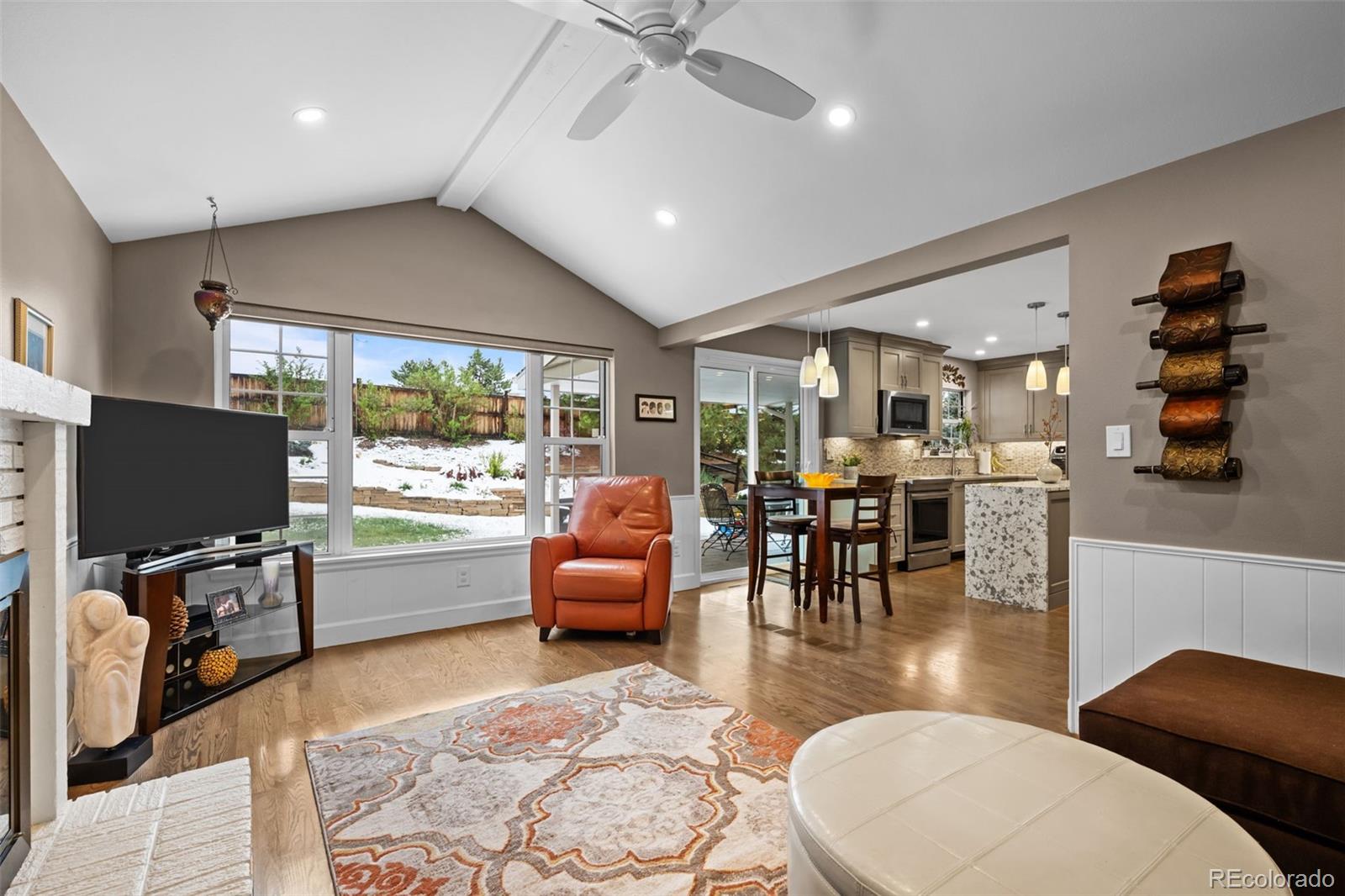 7114 S Hudson Circle