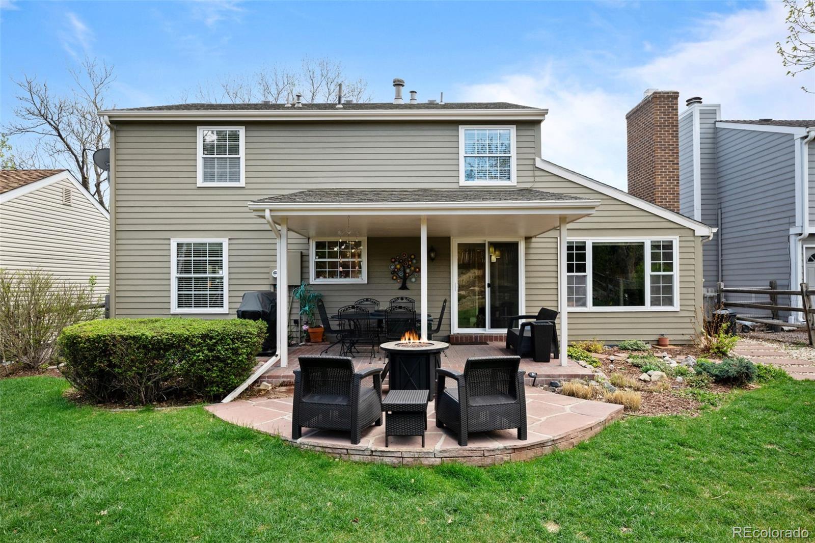 7114 S Hudson Circle