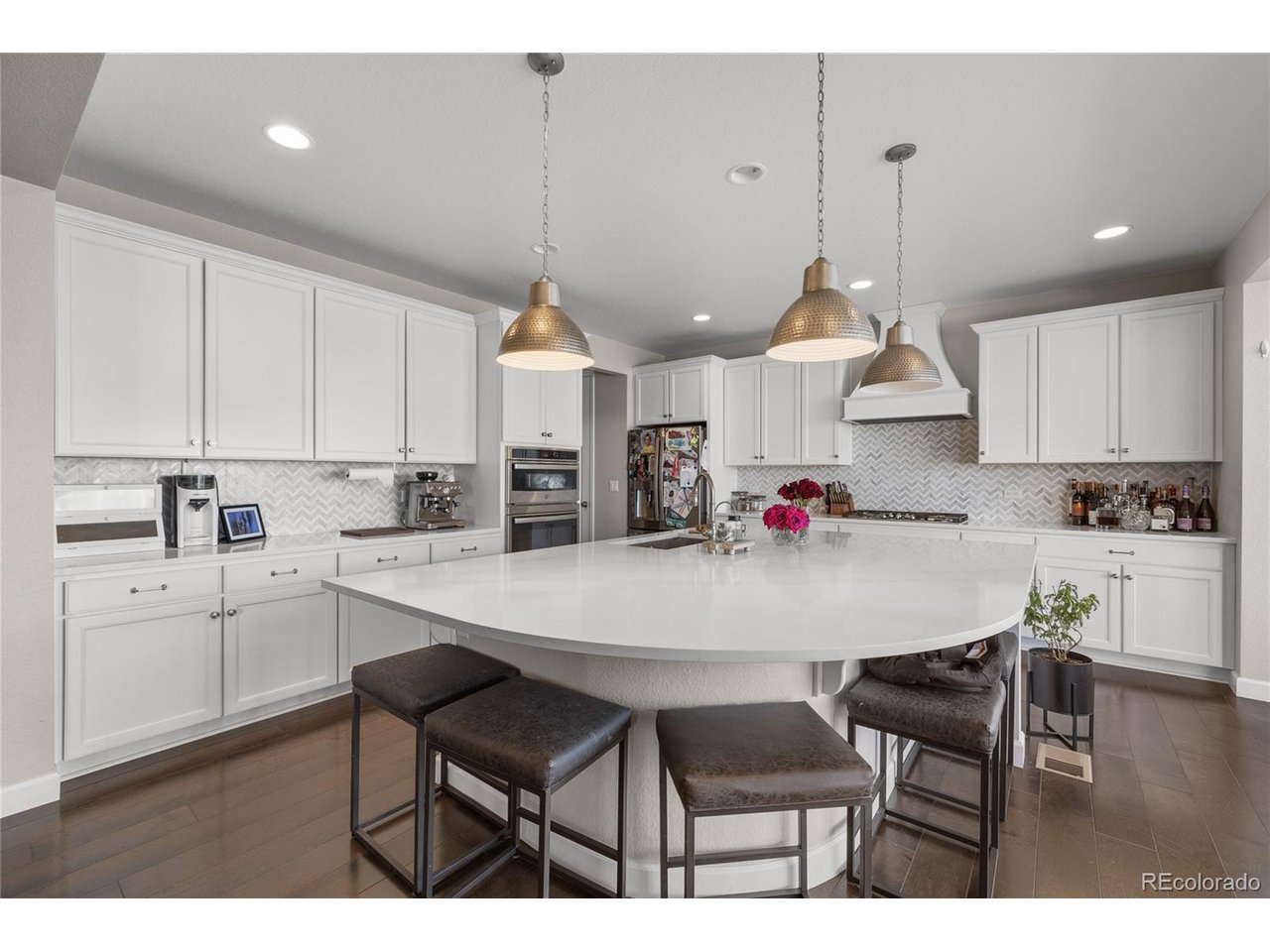 5544 Shady Oaks