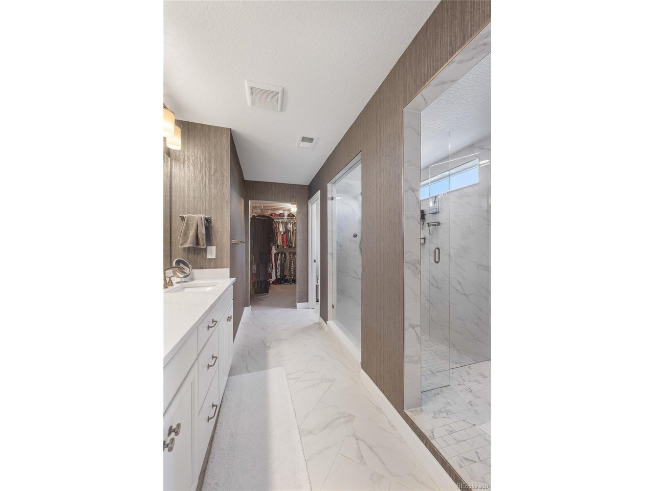 5544 Shady Oaks