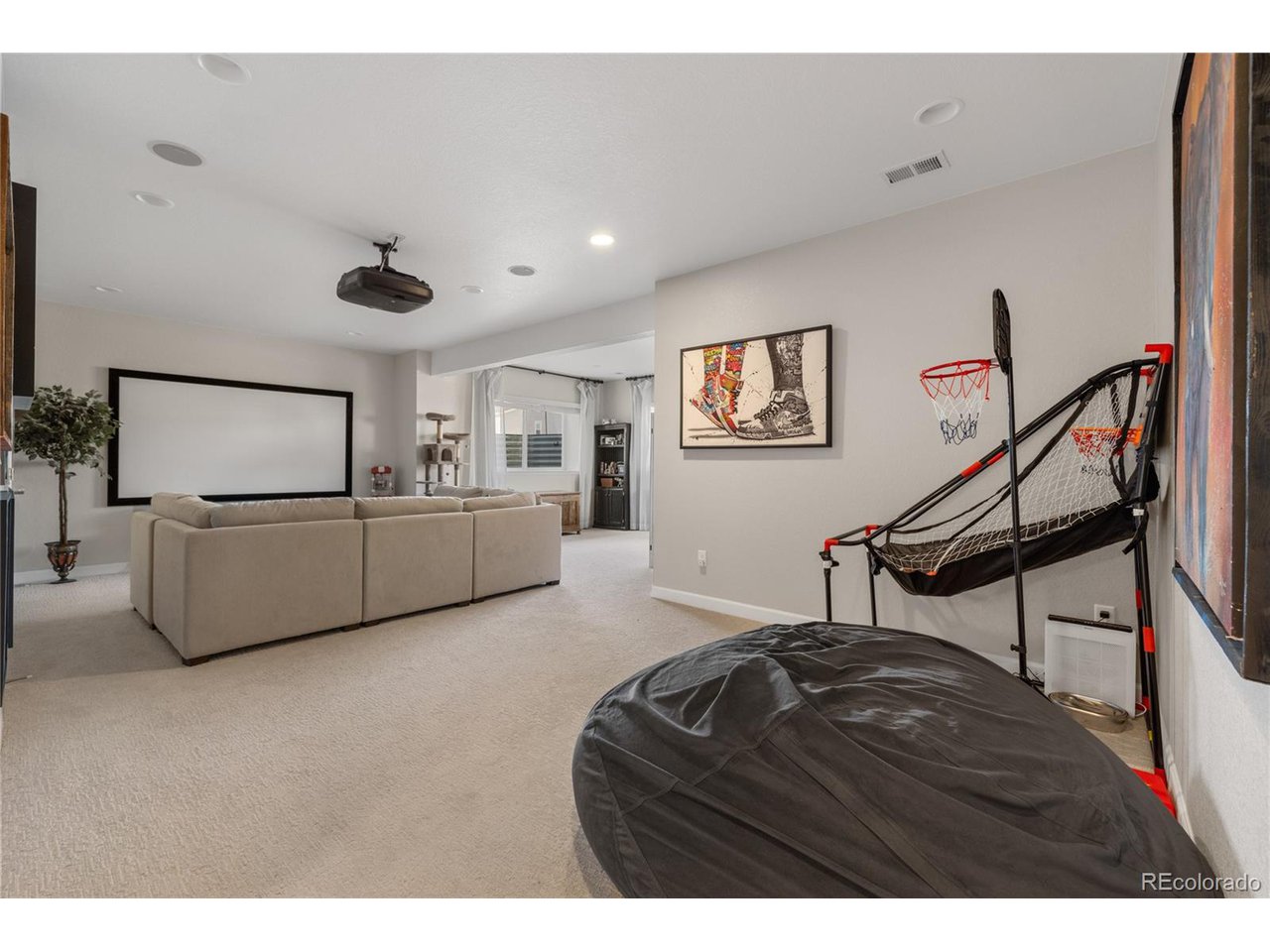 5544 Shady Oaks