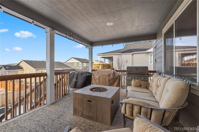 5544 Shady Oaks