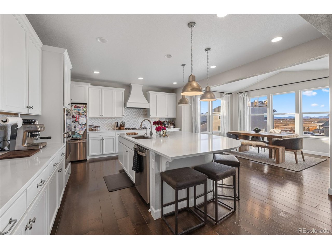 5544 Shady Oaks