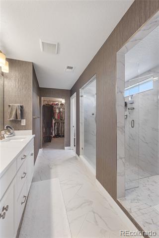 5544 Shady Oaks