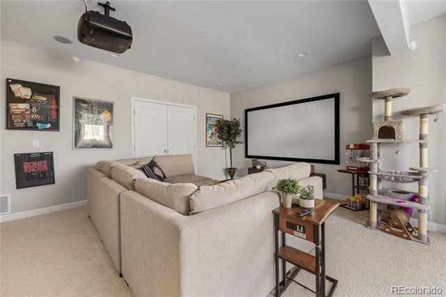 5544 Shady Oaks
