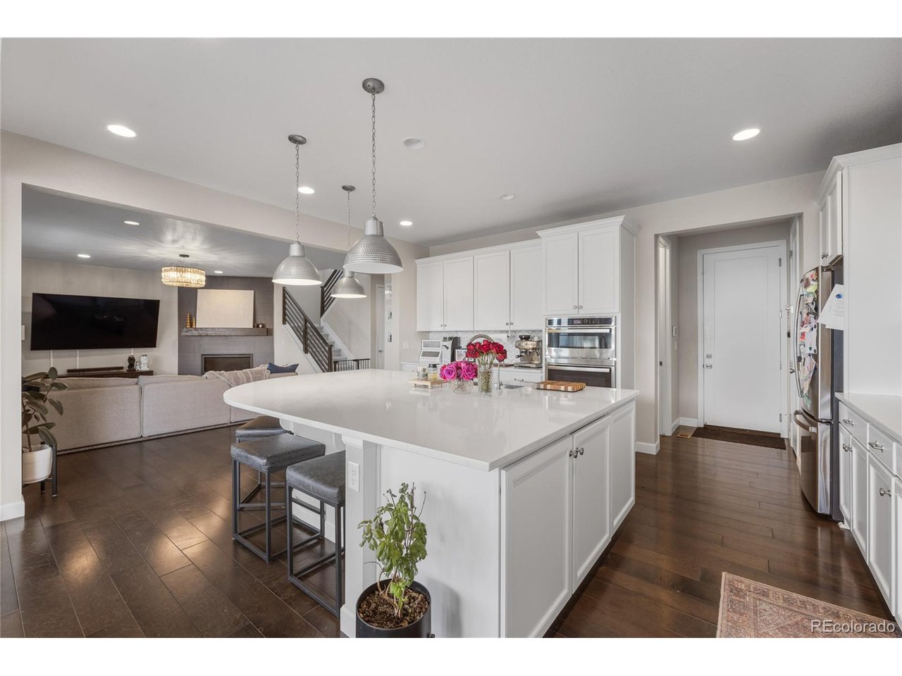 5544 Shady Oaks