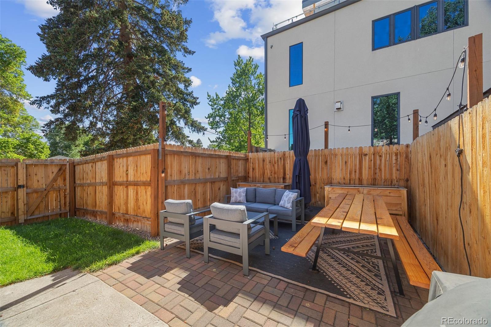 2801 Xavier Street
