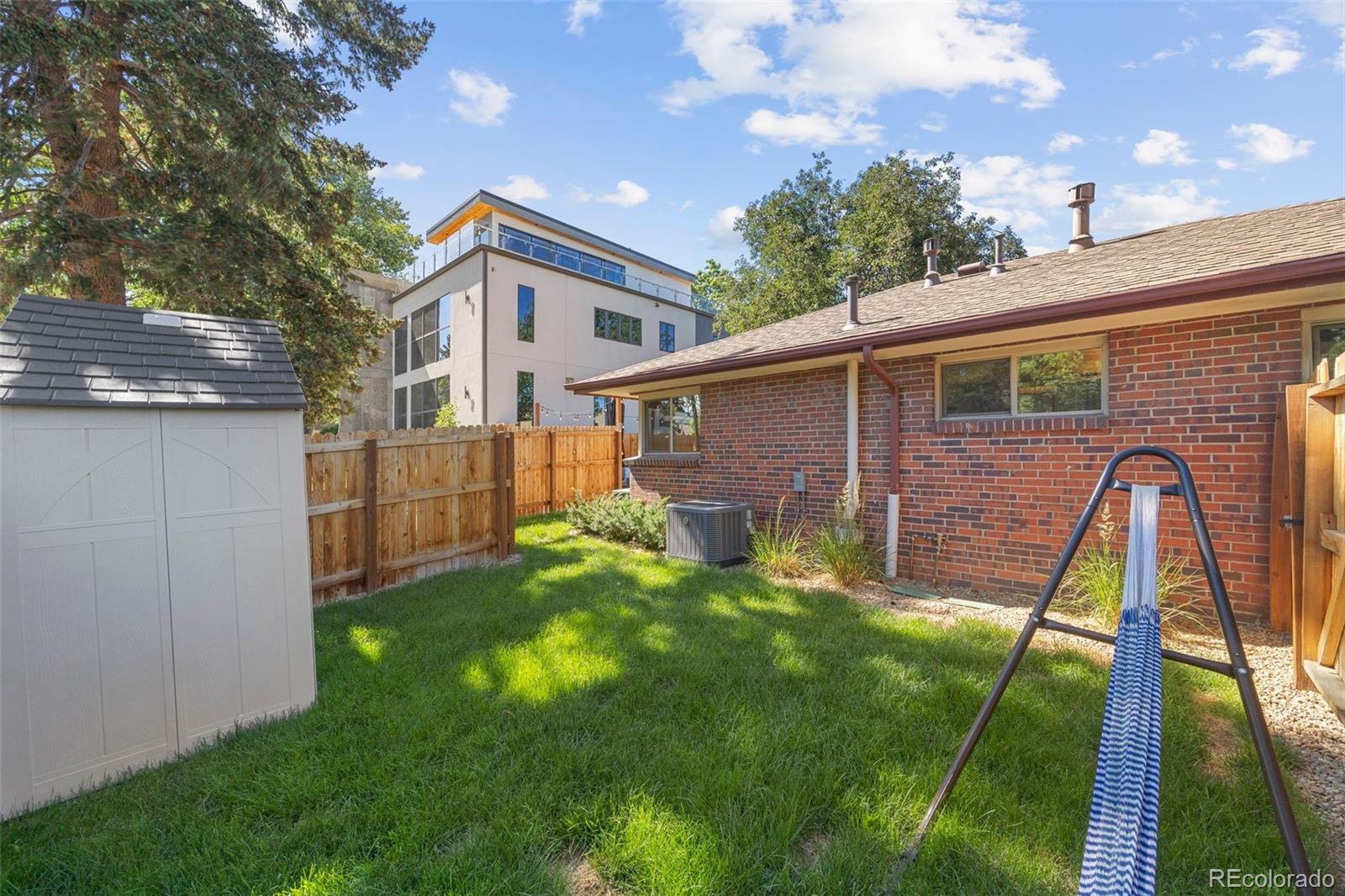 2801 Xavier Street