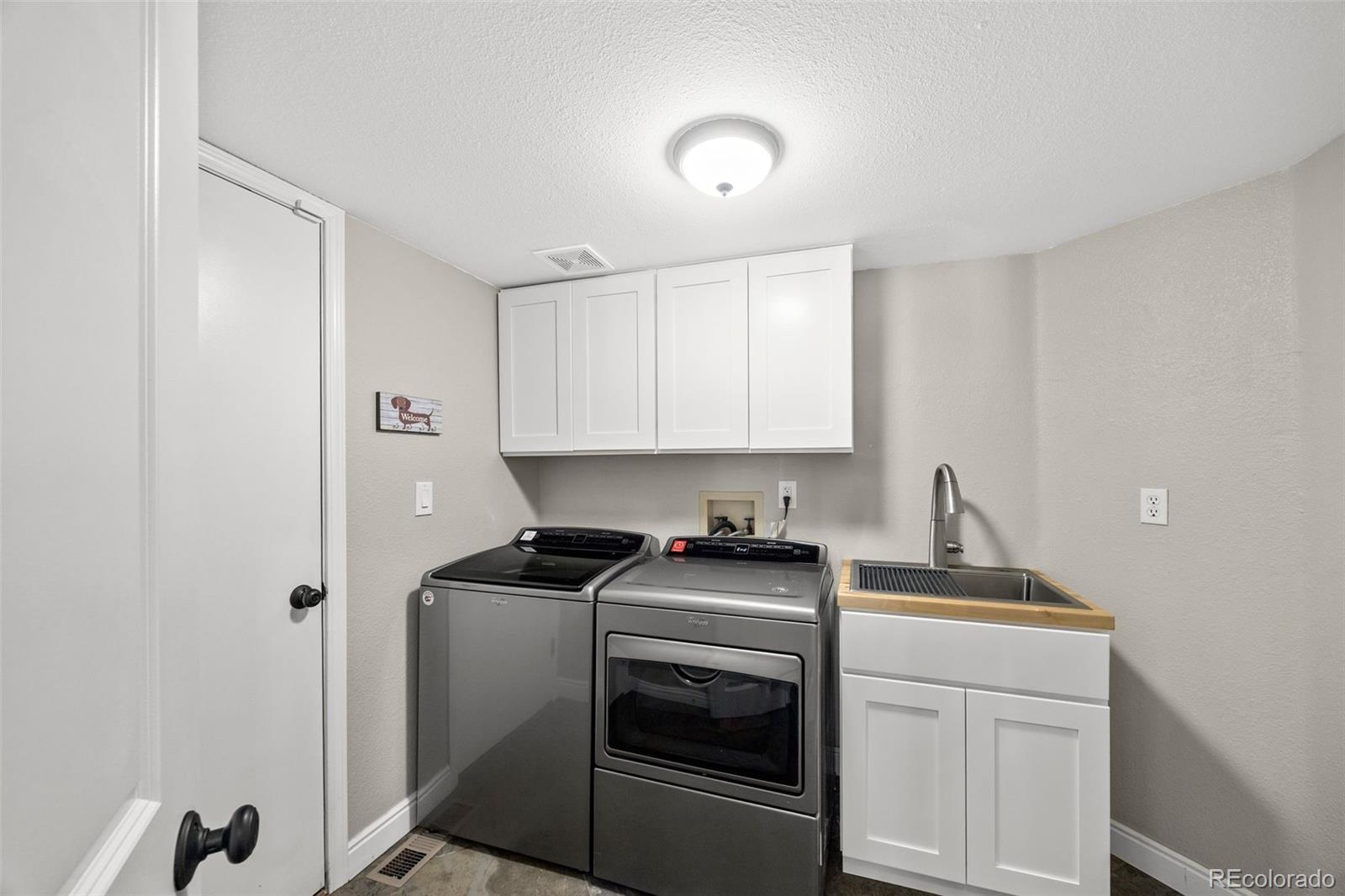 9755 Spring Hill Street