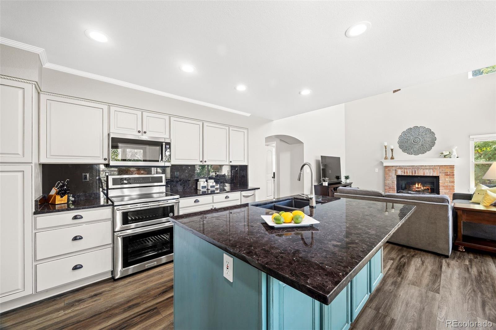 9755 Spring Hill Street