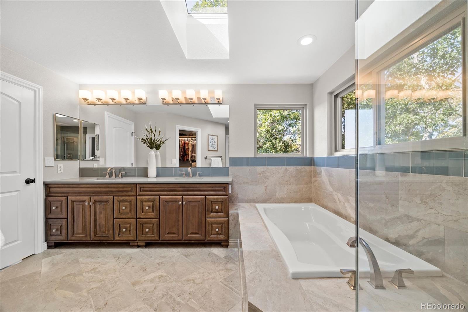 9755 Spring Hill Street