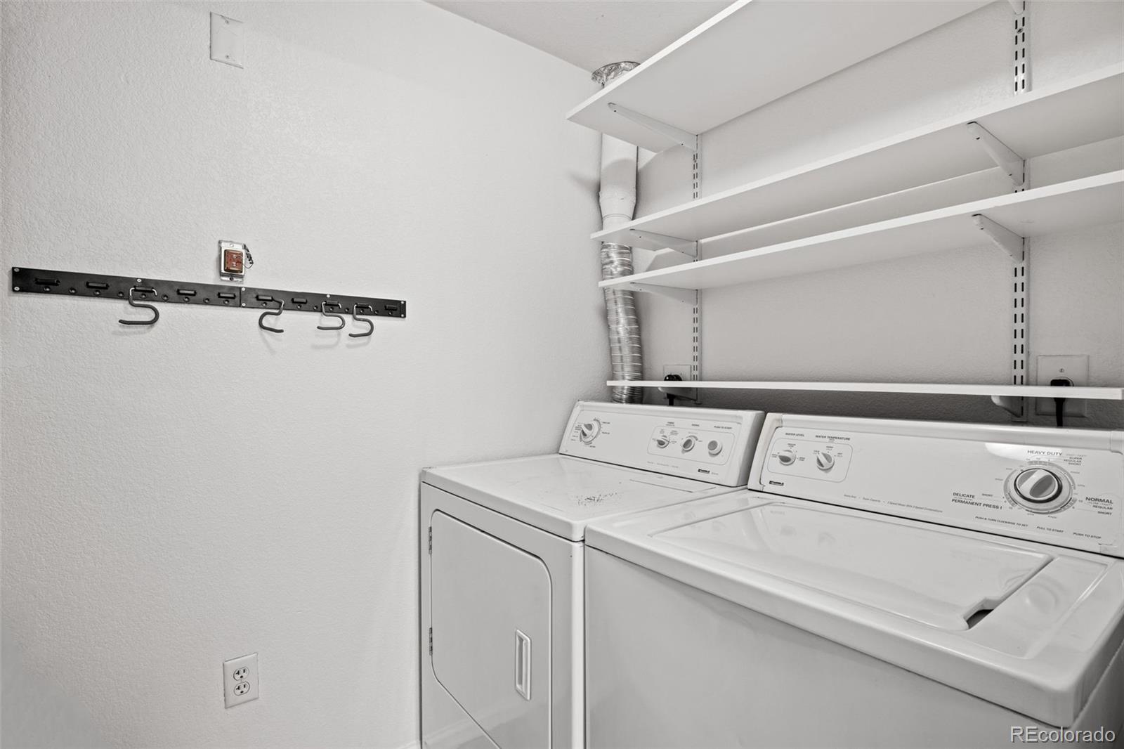 9468 E Florida Avenue Unit: 1041