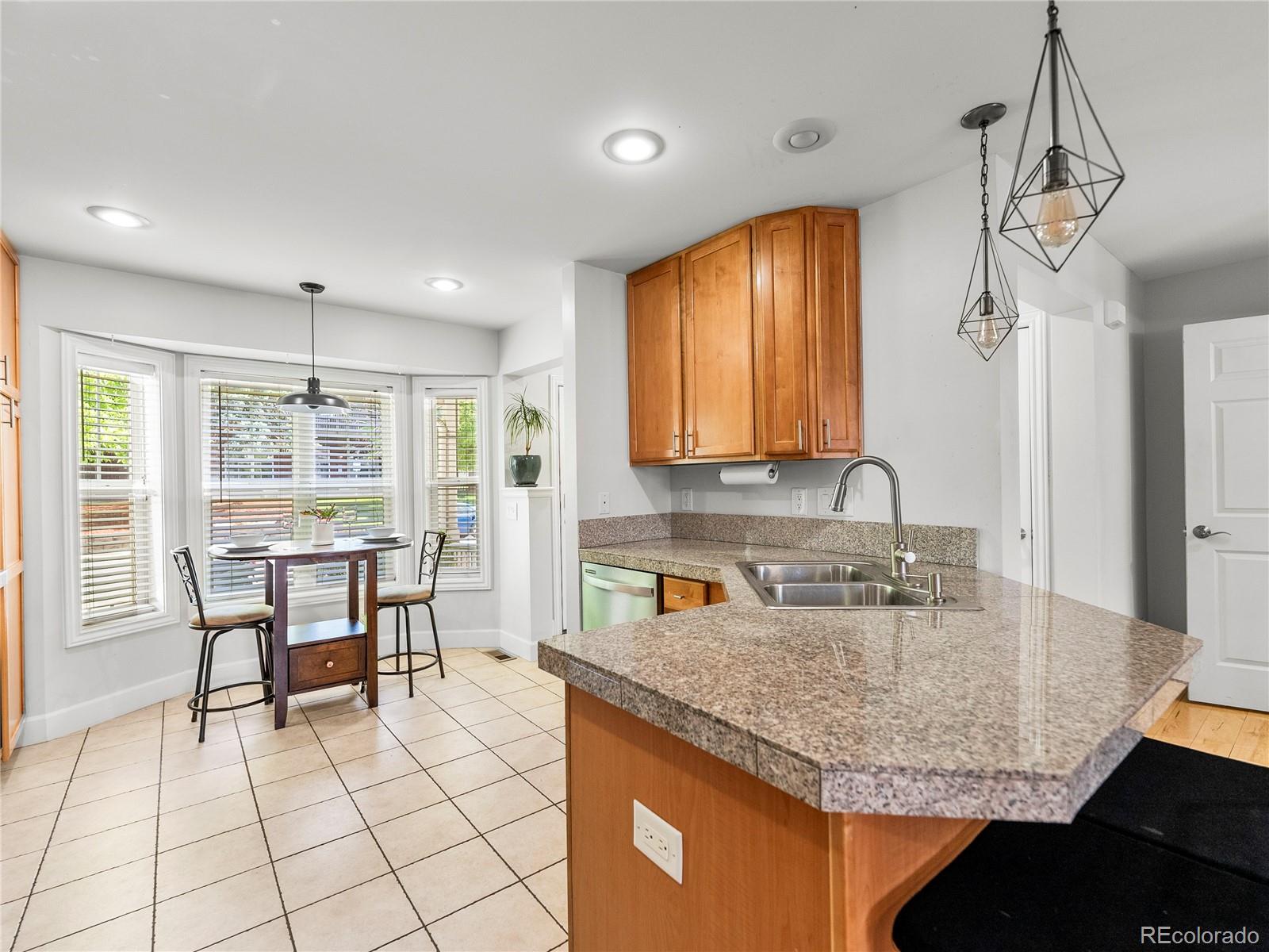 4395 E Jewell Avenue Unit: 4