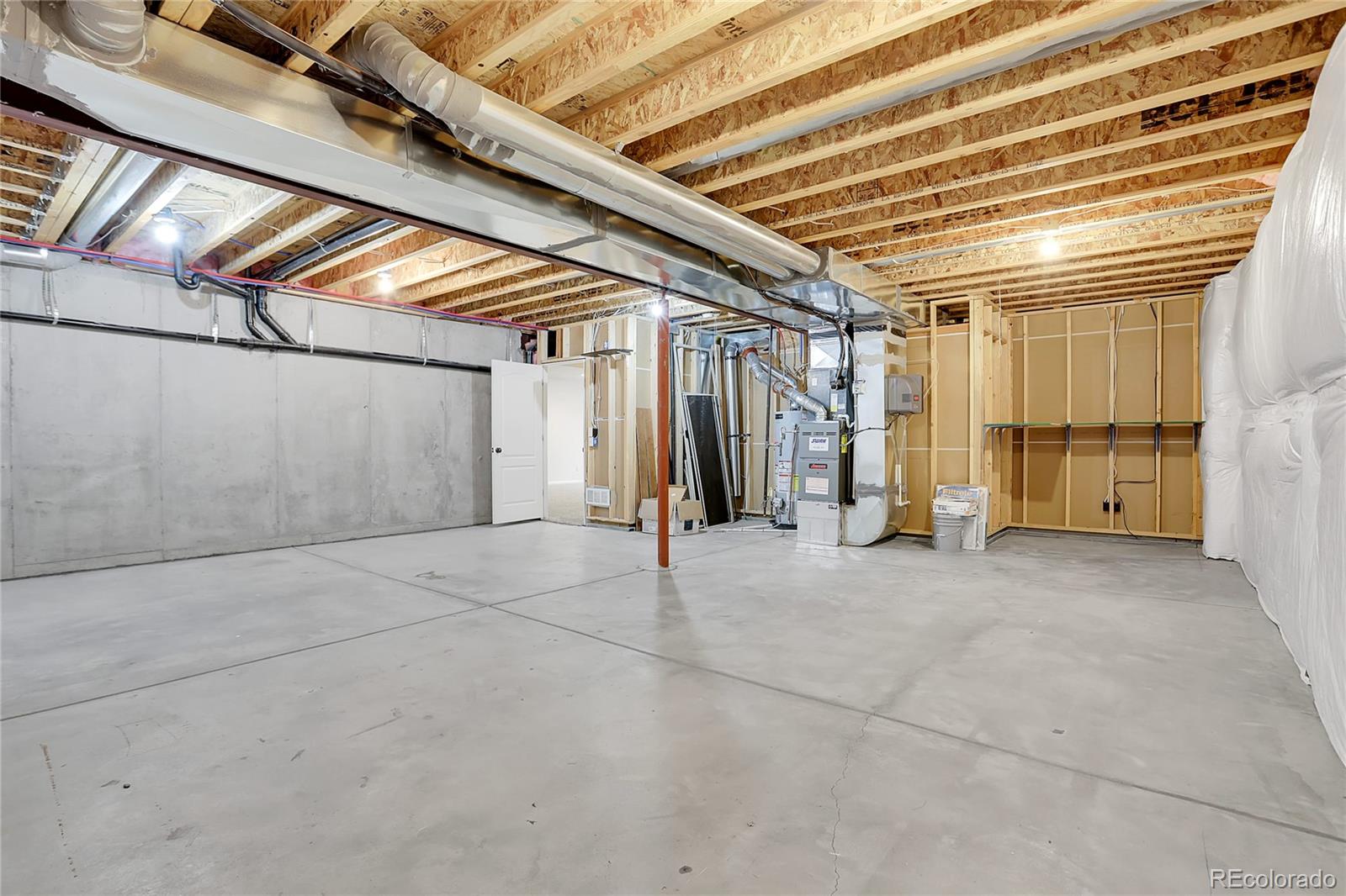 6119 Reed Way