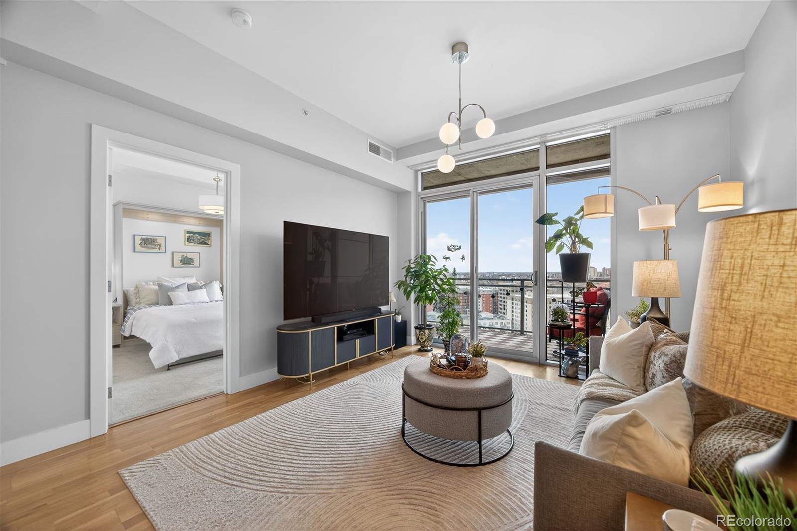 2001 Lincoln Street Unit: 2024