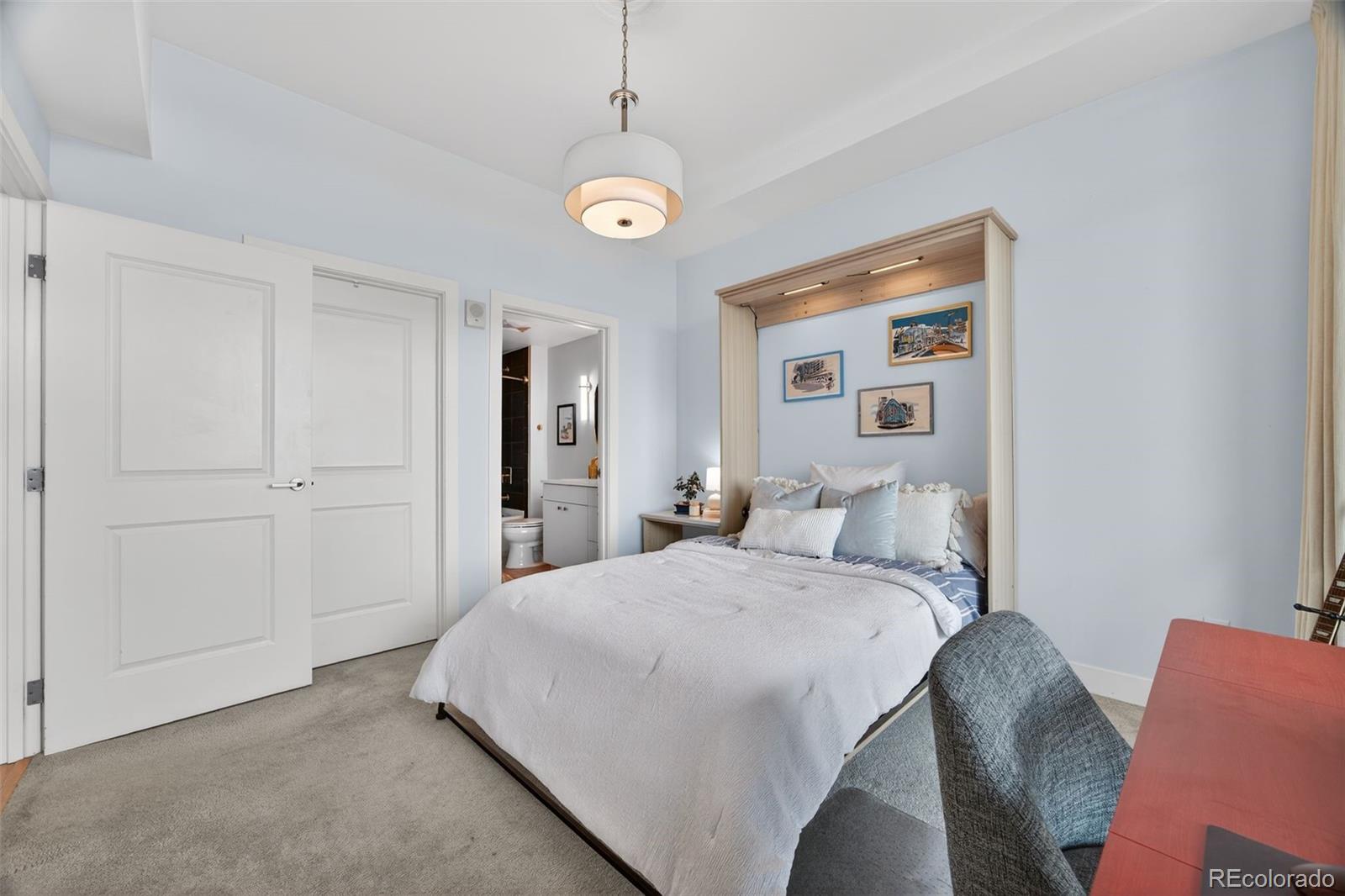 2001 Lincoln Street Unit: 2024