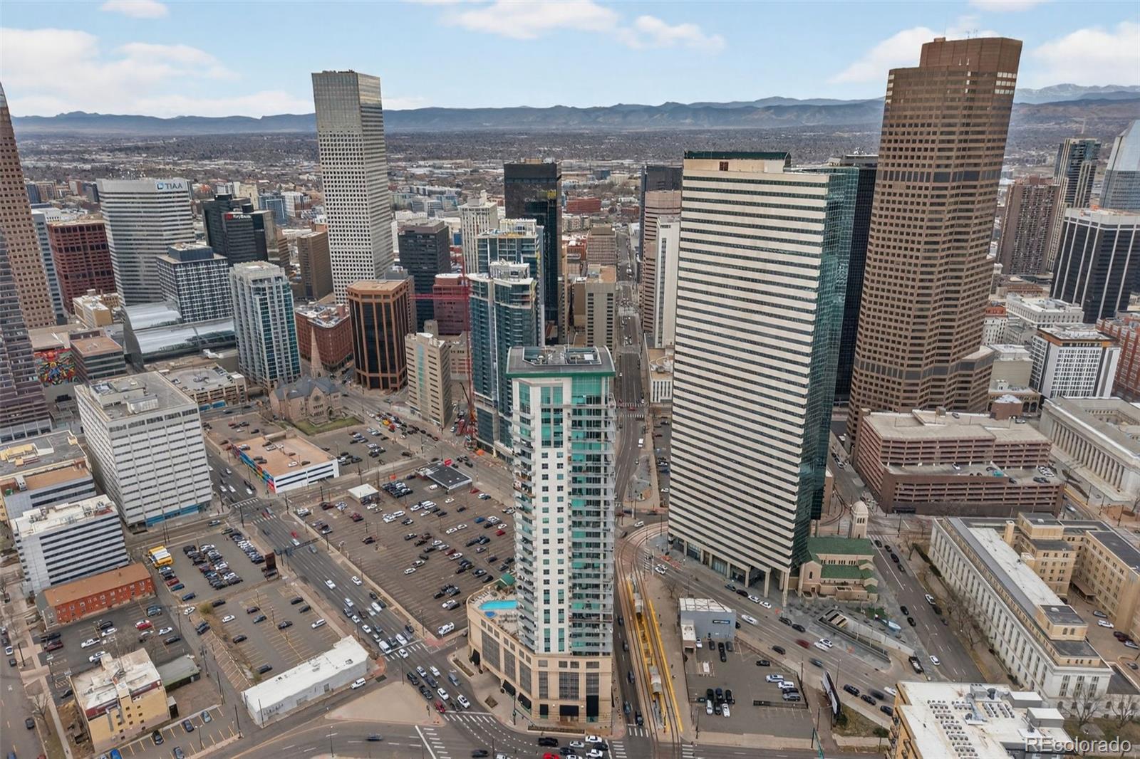 2001 Lincoln Street Unit: 2024