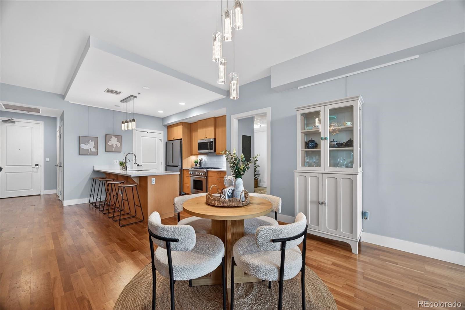 2001 Lincoln Street Unit: 2024