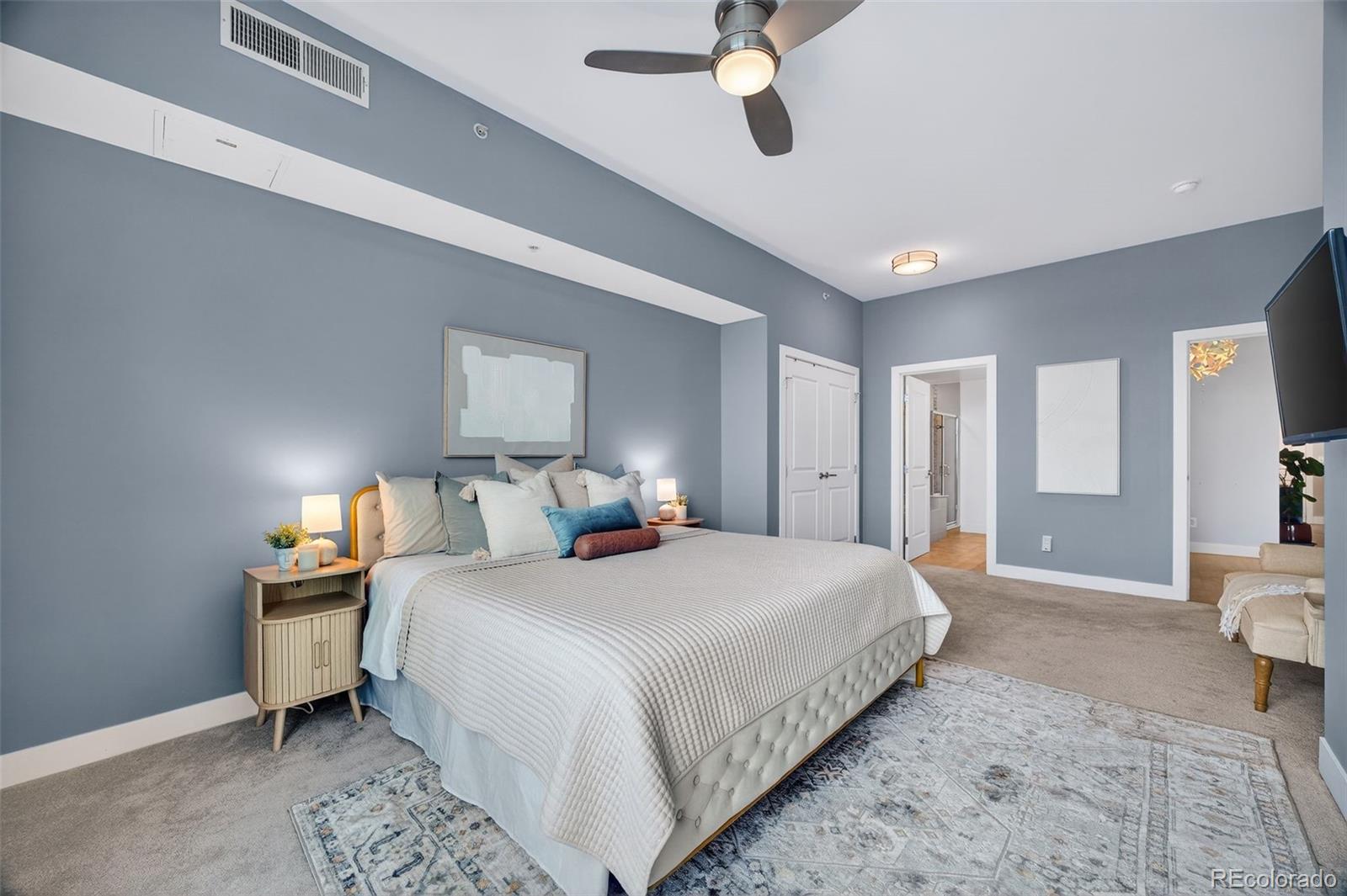 2001 Lincoln Street Unit: 2024