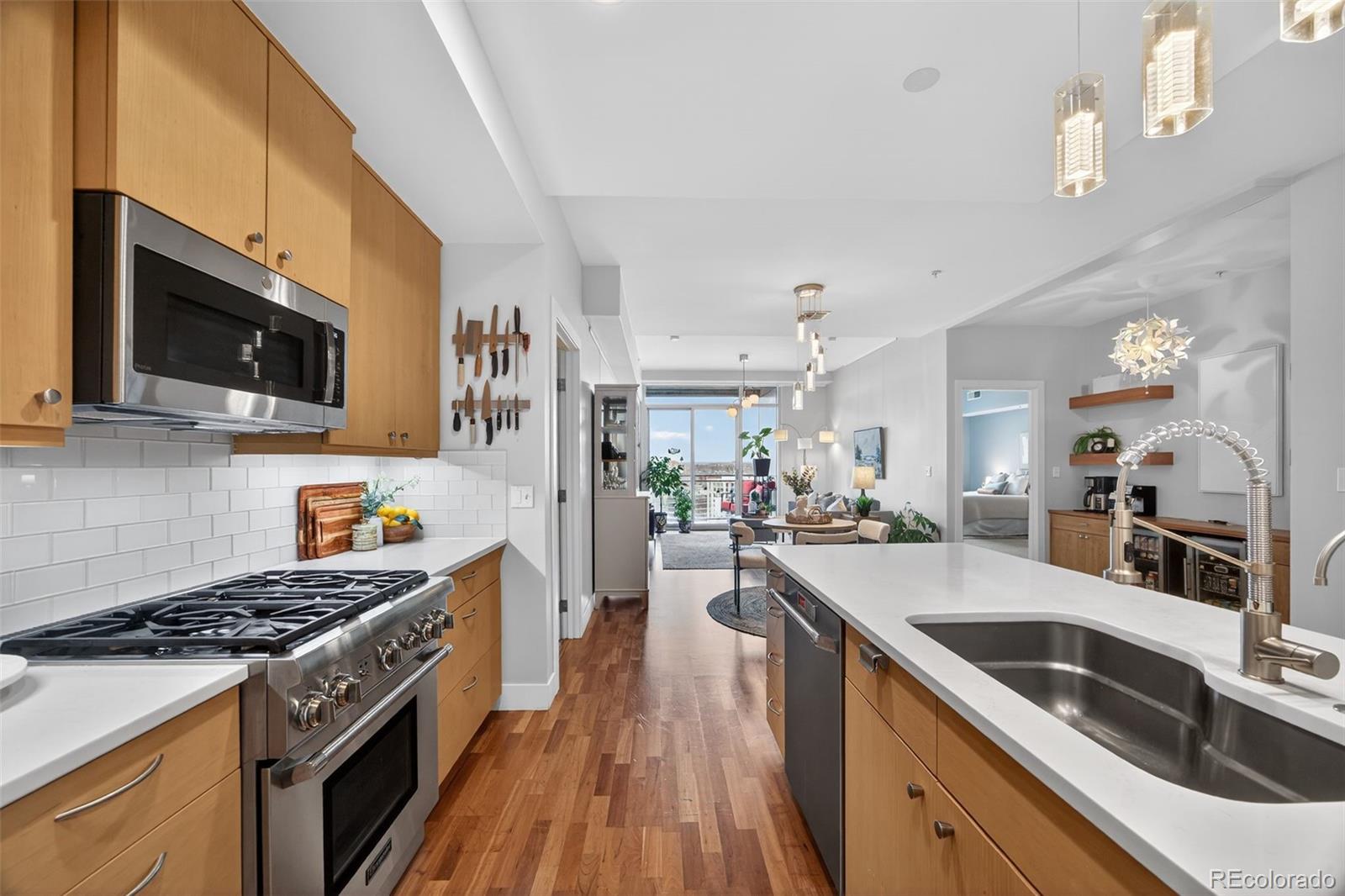 2001 Lincoln Street Unit: 2024