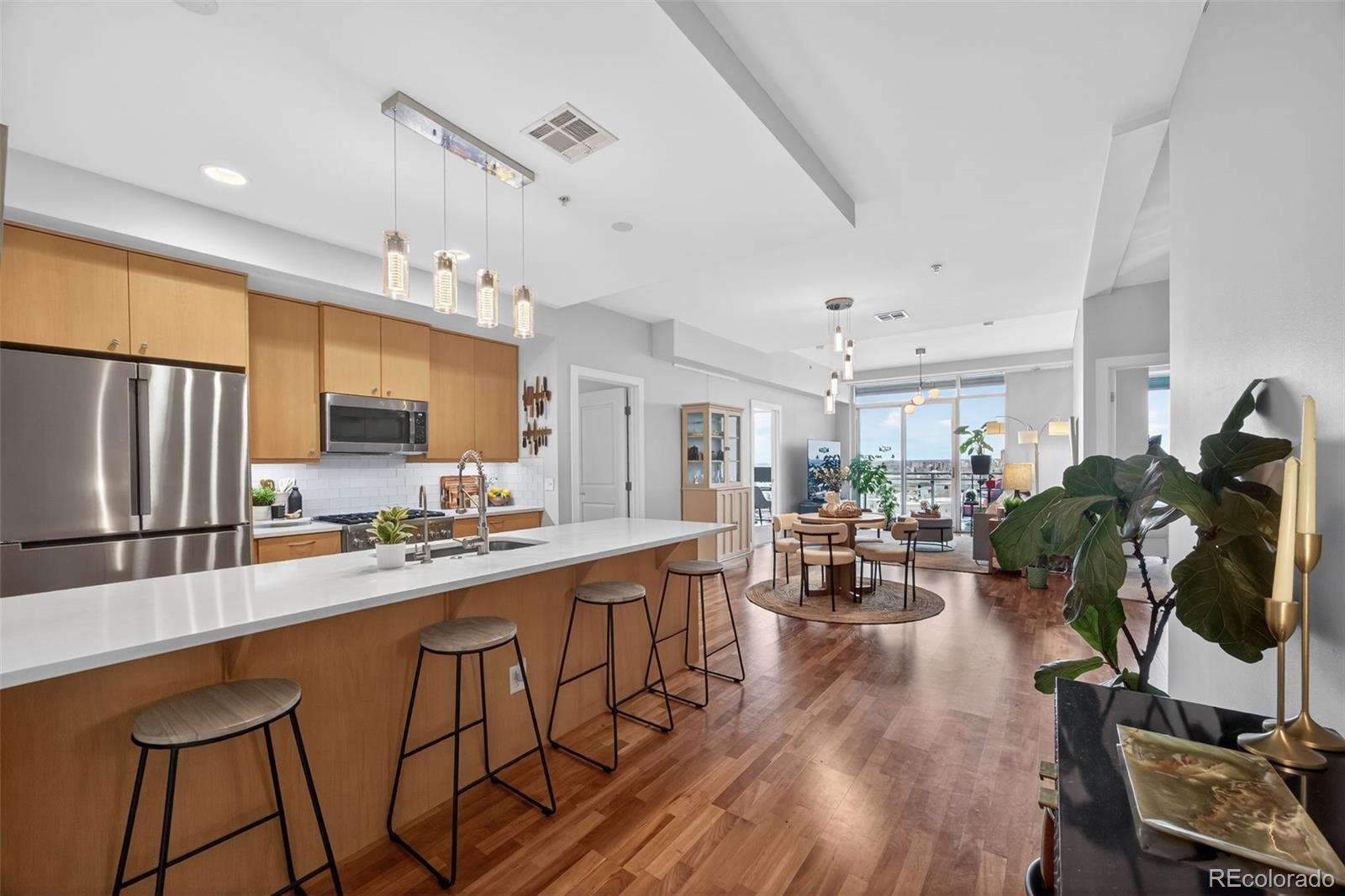 2001 Lincoln Street Unit: 2024