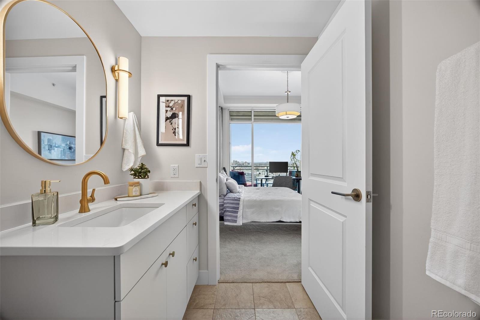 2001 Lincoln Street Unit: 2024