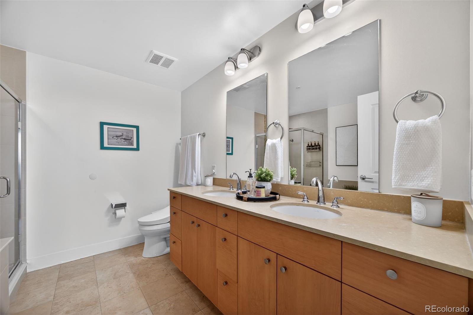 2001 Lincoln Street Unit: 2024