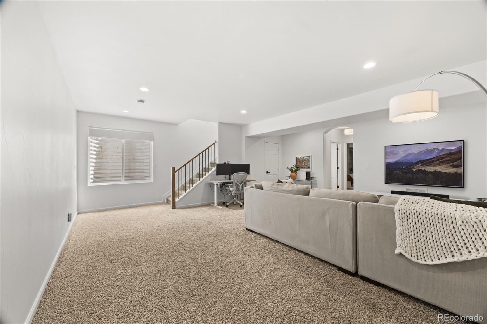 6119 Reed Way