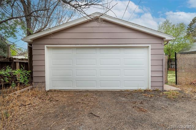3173 W Ada Place