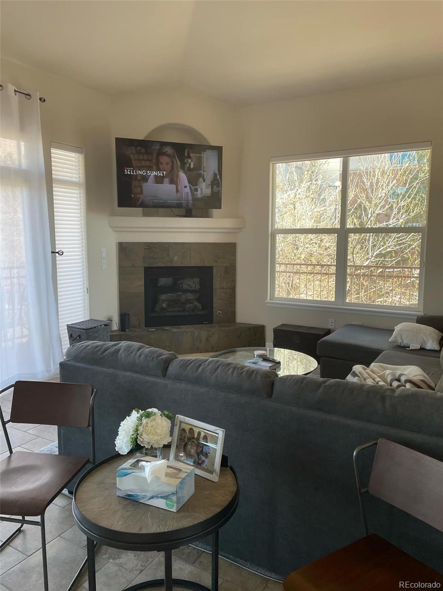 2100 N Humboldt Street Unit: 310
