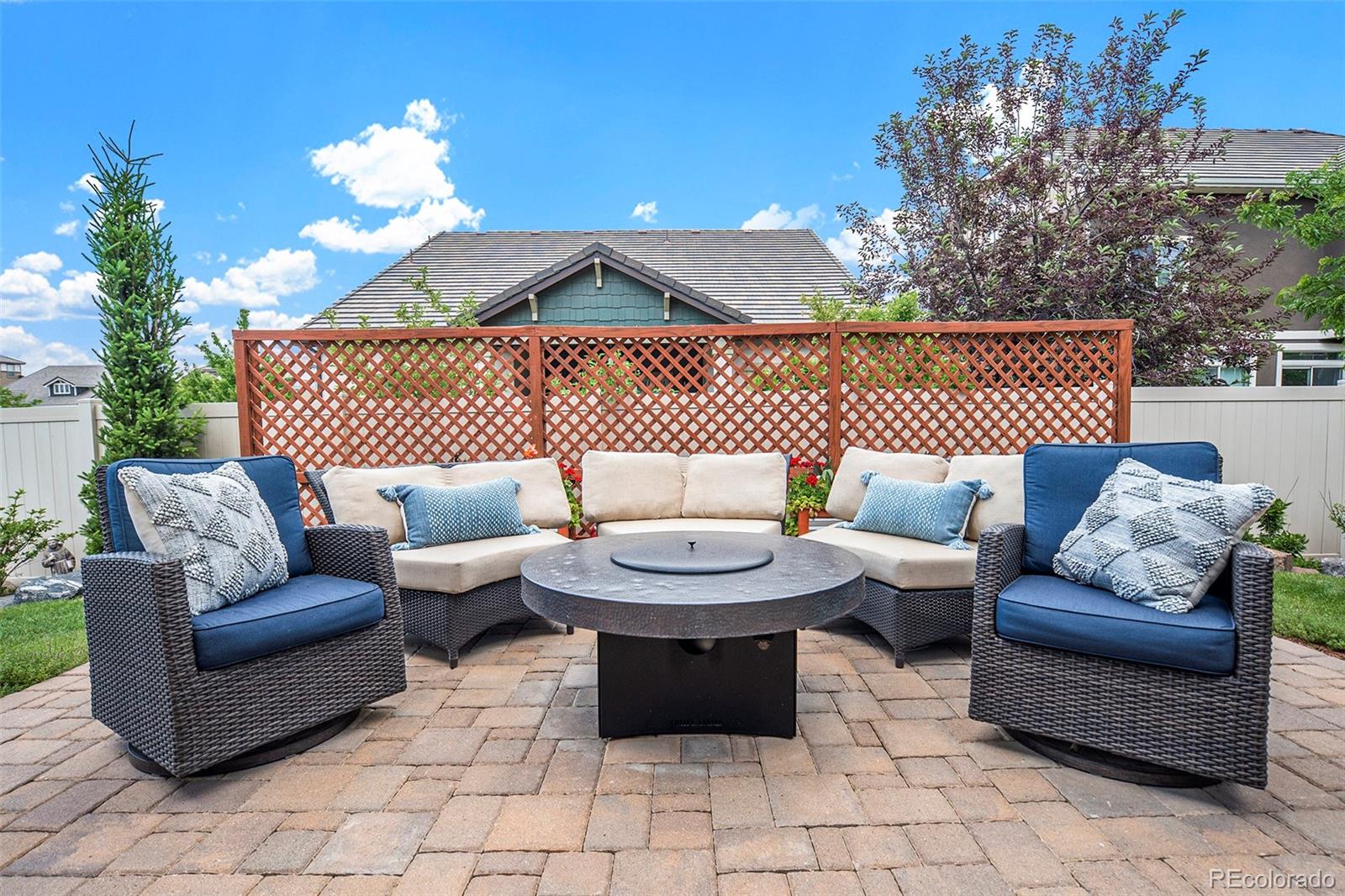 252 Highlands Circle