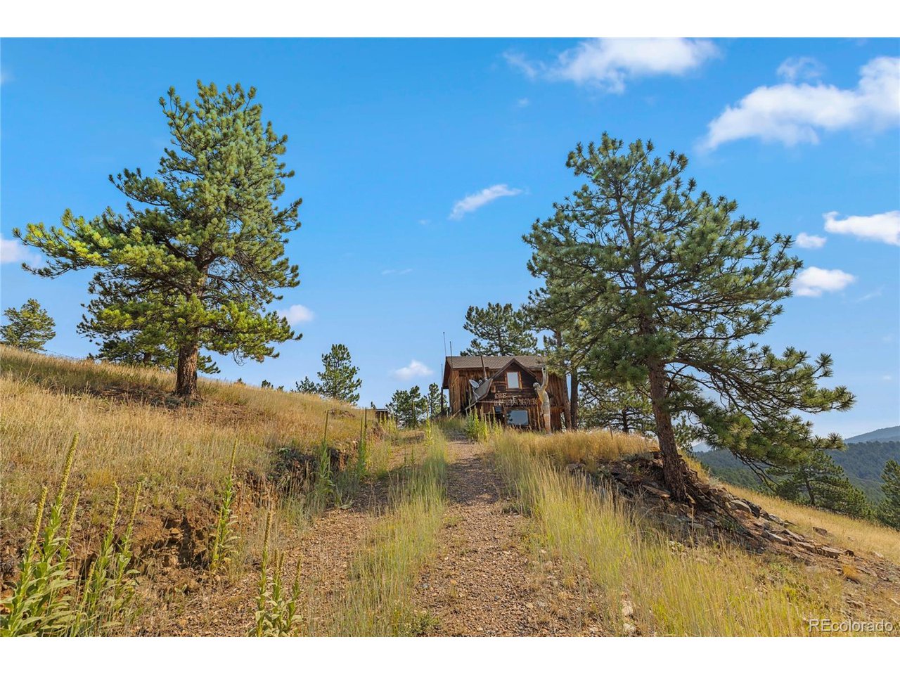 27873 Meadow View Dr