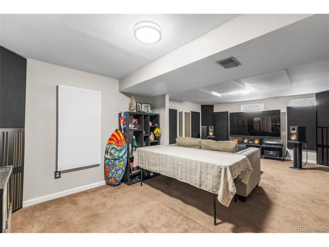 272 Helena Cir