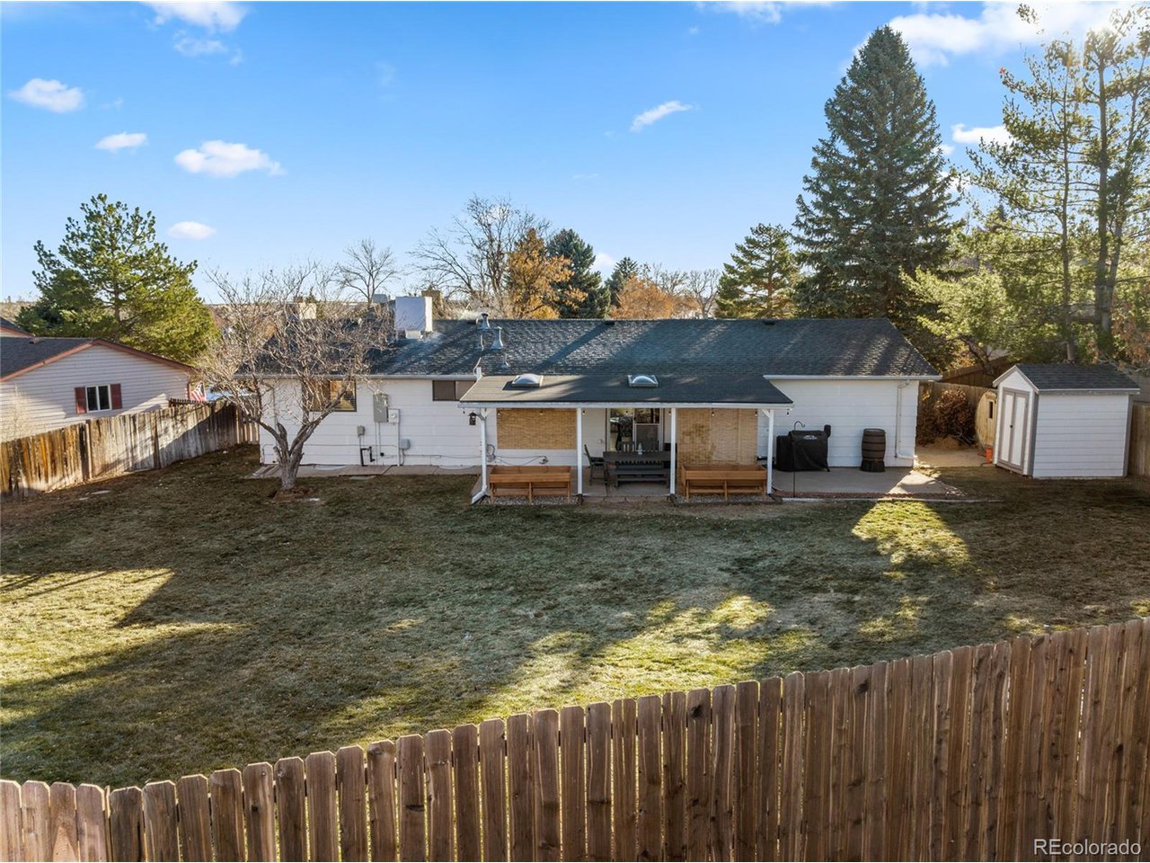 272 Helena Cir