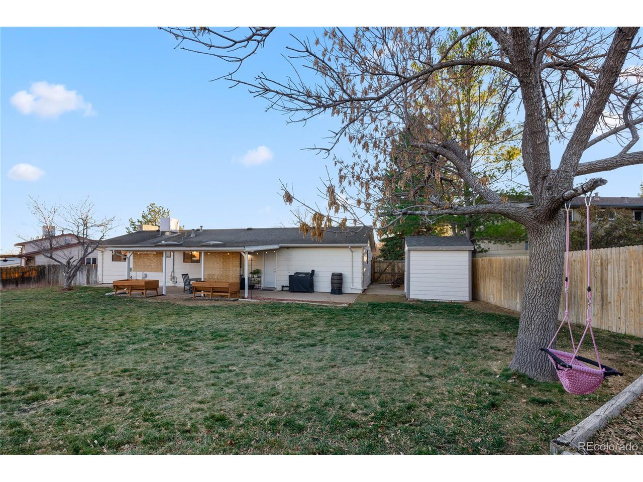 272 Helena Cir