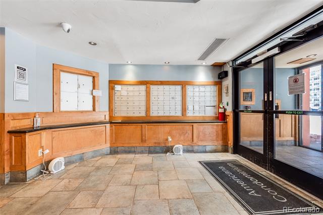 1121 Albion Street Unit: 803