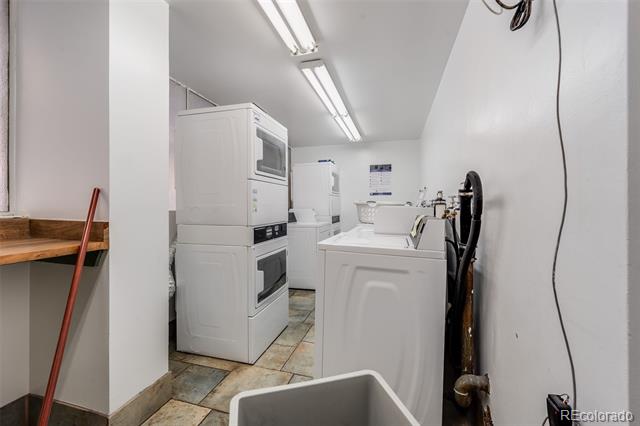 1121 Albion Street Unit: 803