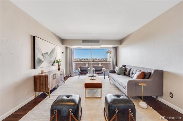 1121 Albion Street Unit: 803