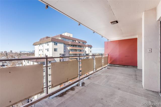 1121 Albion Street Unit: 803
