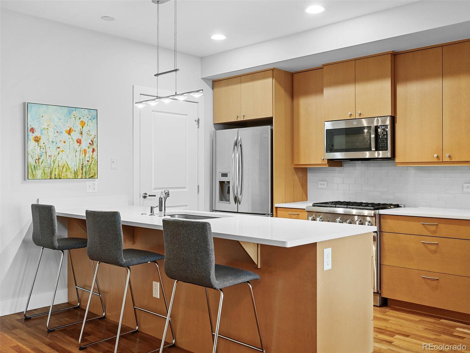 2001 Lincoln Street Unit: 2024