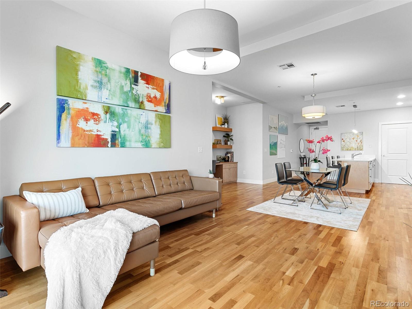 2001 Lincoln Street Unit: 2024