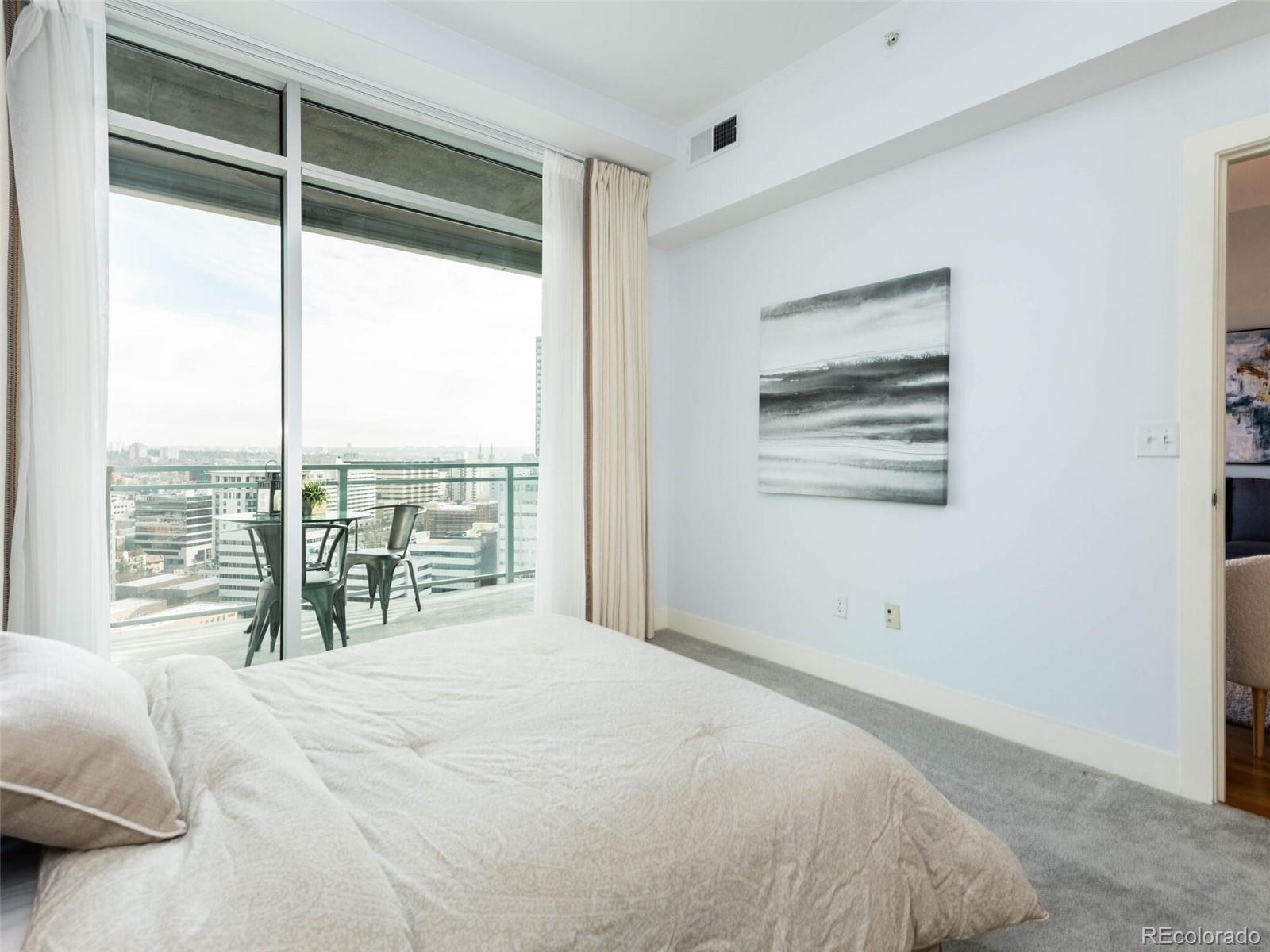 2001 Lincoln Street Unit: 2024