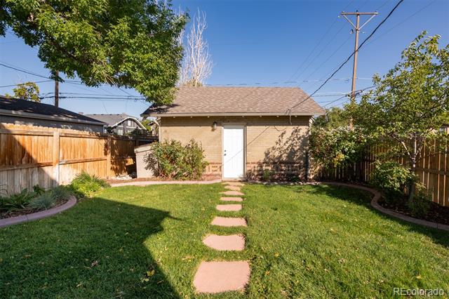 1554 Newton Street