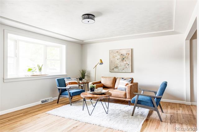 7151 W 75th Place