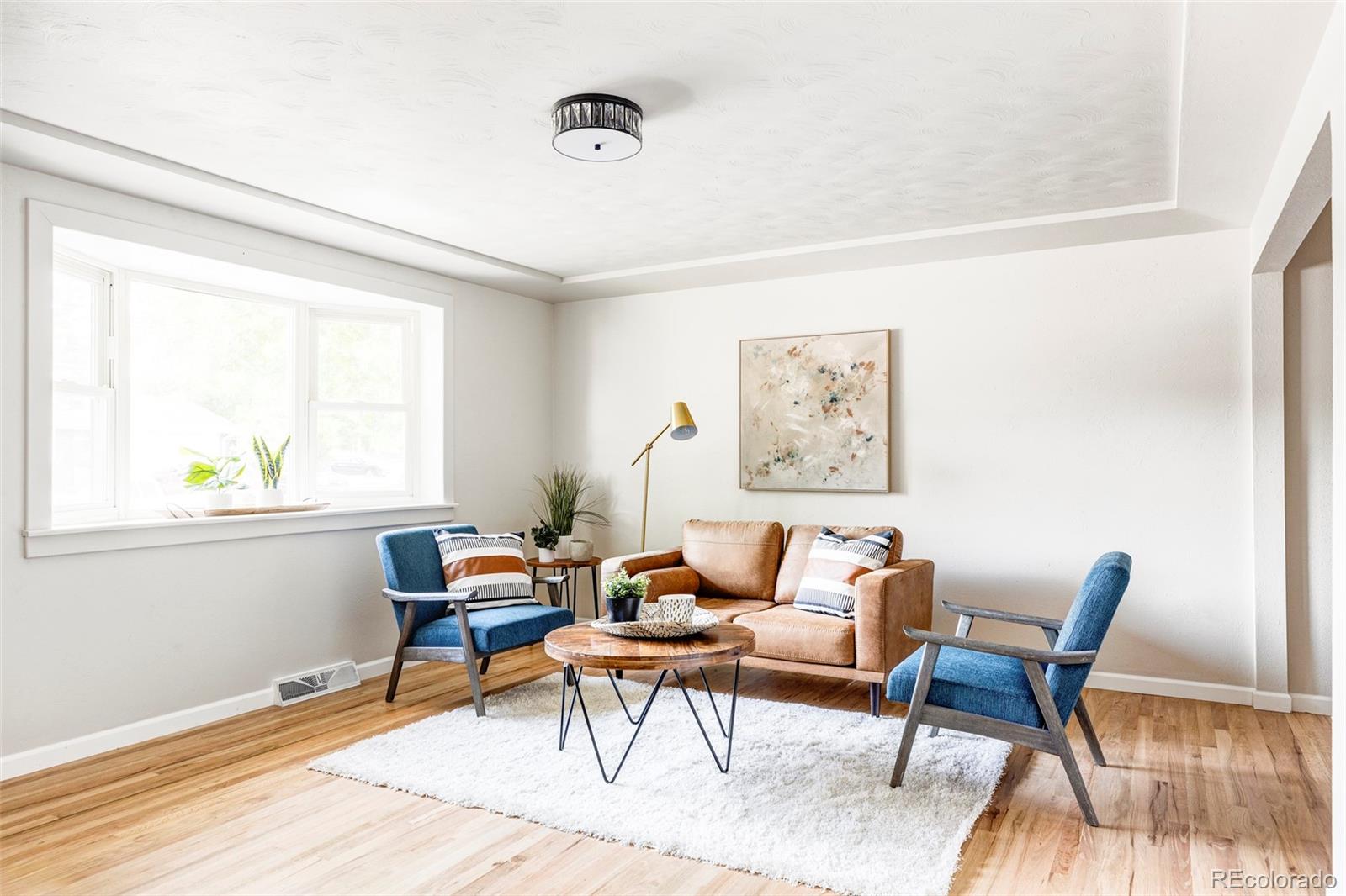 7151 W 75th Place