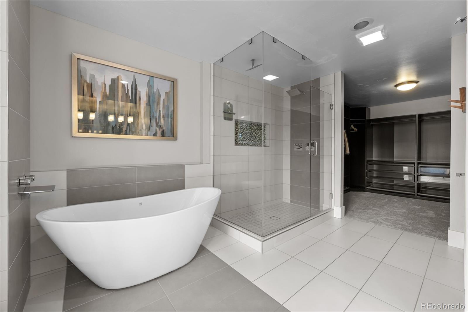 2523 N Humboldt Street