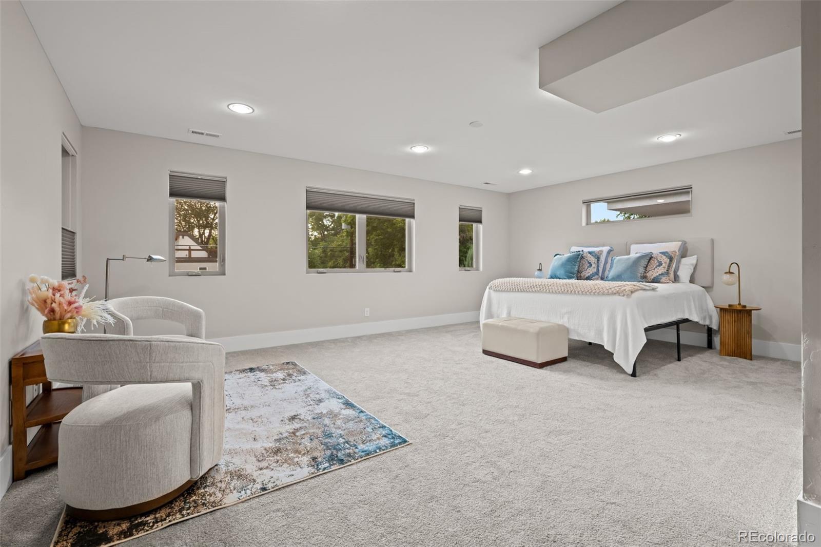 2523 N Humboldt Street